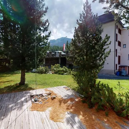 Apartment Suot Larsch 3 *