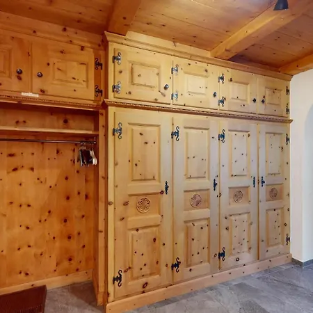 Suot Larsch 3 Apartment *