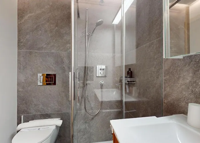 Suot Larsch * ツェエリーナ