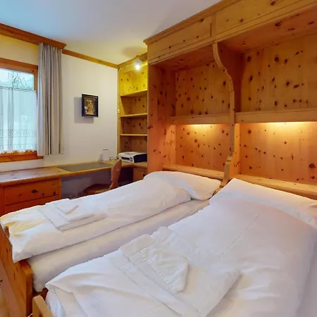 Suot Larsch Lägenhet Celerina/Schlarigna